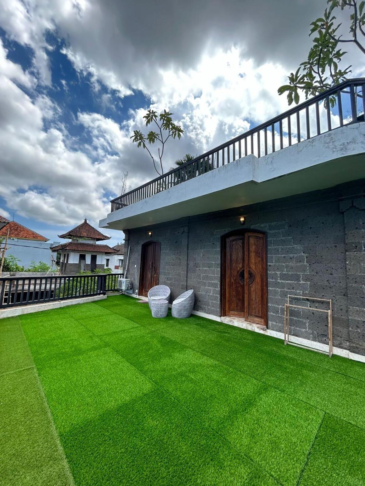 Hotel Puri Ratu Jimbaran Exterior foto