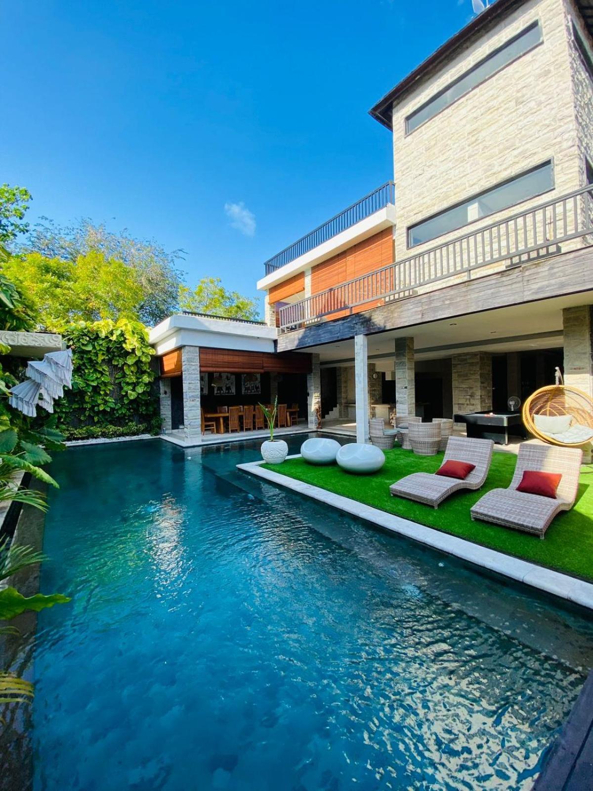 Hotel Puri Ratu Jimbaran Exterior foto